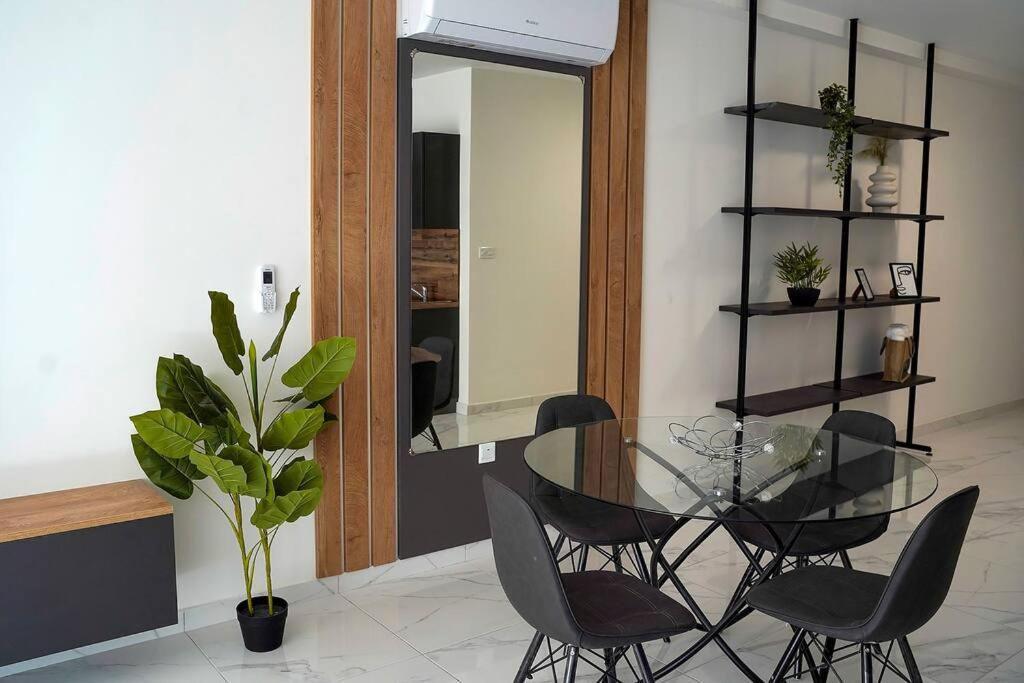 Luxurious Apartment Next To The Sea Gzira Bagian luar foto